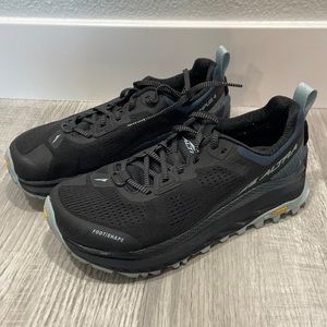 Women's Altra Olympus 4